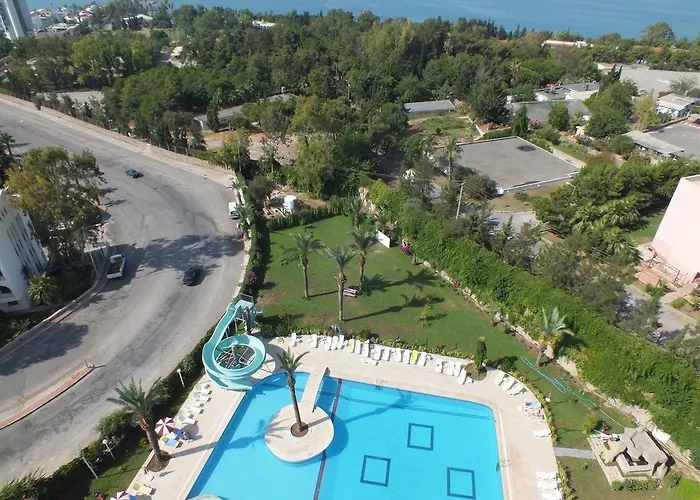 Hotel Suix Lara Antalya